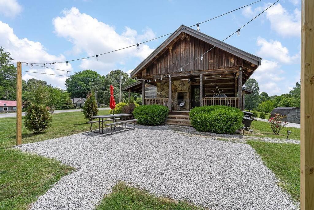 Rustic Cabin, Dock, Firepit, Kayaks & Games Winchester Zewnętrze zdjęcie